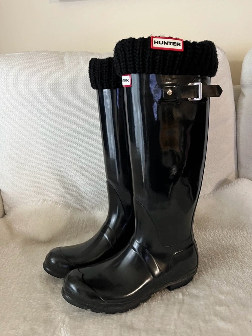 Hunter Original Gloss Tall Rain Boots with Black Knit Socks Women Size 9